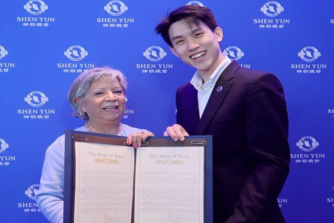 Shen Yun ‘Is a Must-See,’ Says Texas District Director
