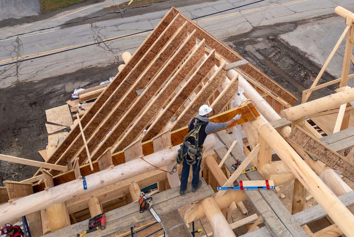 CMHC Reports January Housing Starts Down 15 Percent From December