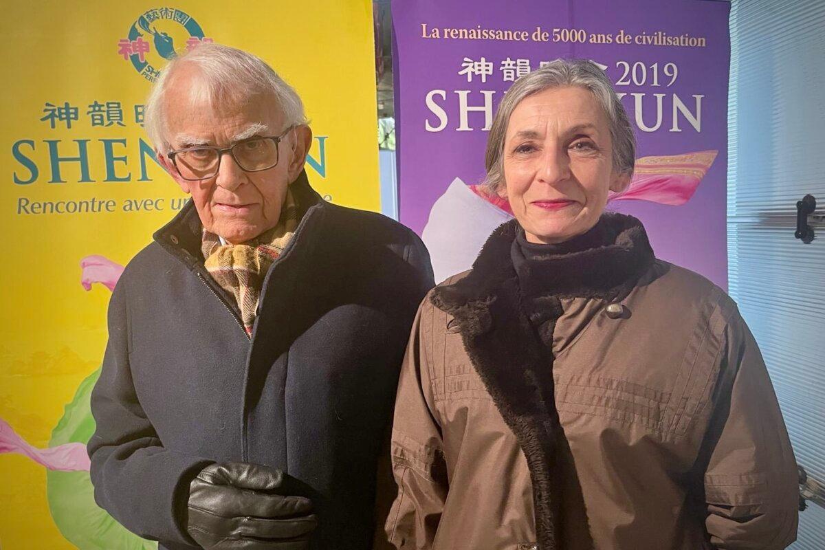Claude Lanoë and Emmanuelle Matagne at the Palais des Congrès in Tours when they saw Shen Yun on Feb. 14, 2026, at the evening performance. (Isabelle Meyer/The Epoch Times)