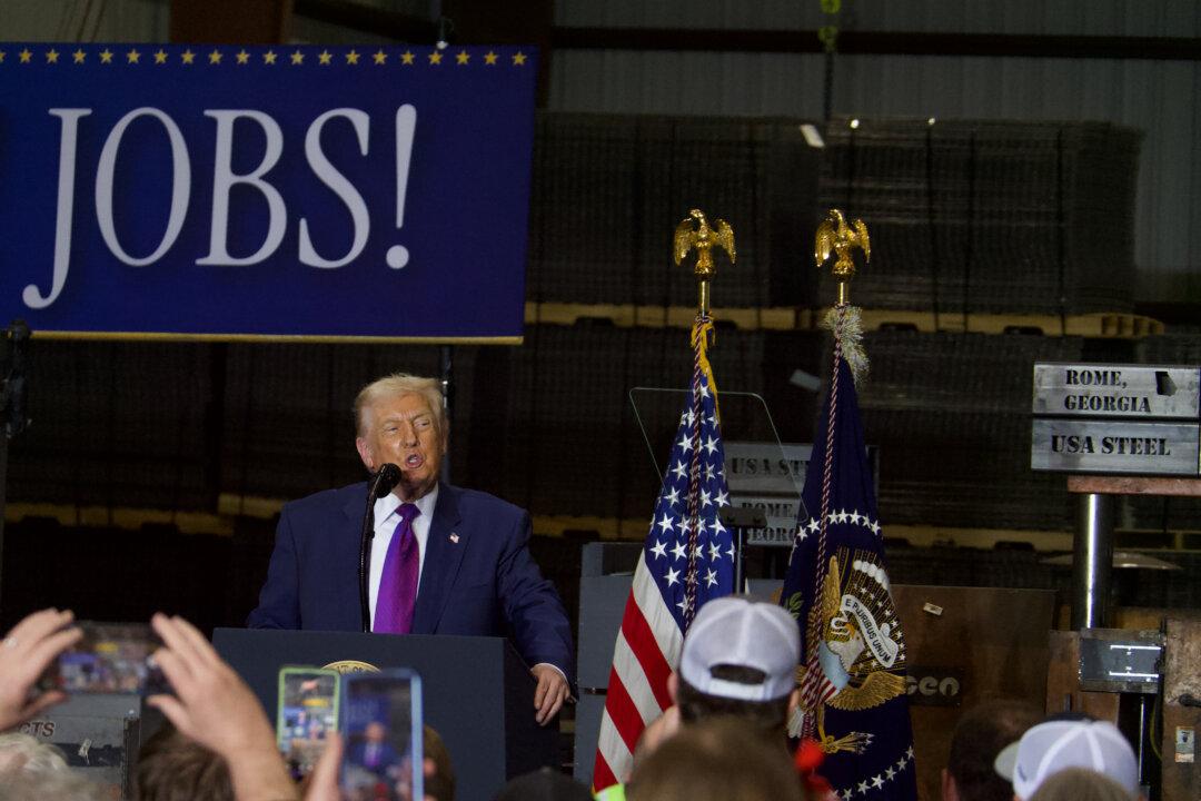 Trump Credits Tariffs for Revitalizing Steel Industry