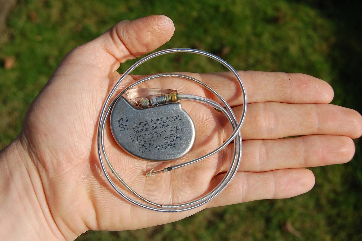The artificial pacemaker was created using resistors that Boykin invented. (<a href="https://commons.wikimedia.org/wiki/User:Stevenfruitsmaak">Stevenfruitsmaak</a>/<a href="https://creativecommons.org/licenses/by/3.0/deed.en">CC BY 3.0</a>)