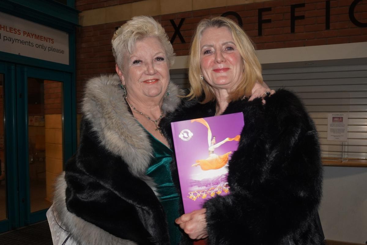UK Sisters Said Seeing Shen Yun Made Them ‘Proud of Their Heritage’