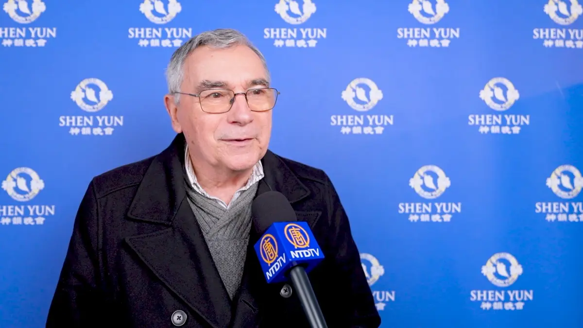 Shen Yun Captures the Wonder of the World, Says Former Pilot