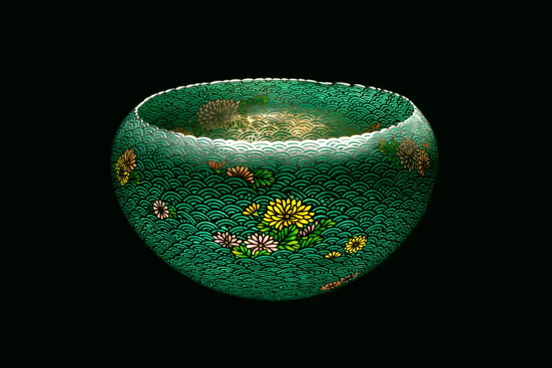 Letting in the Light: The Delicate Art of Plique-à-Jour