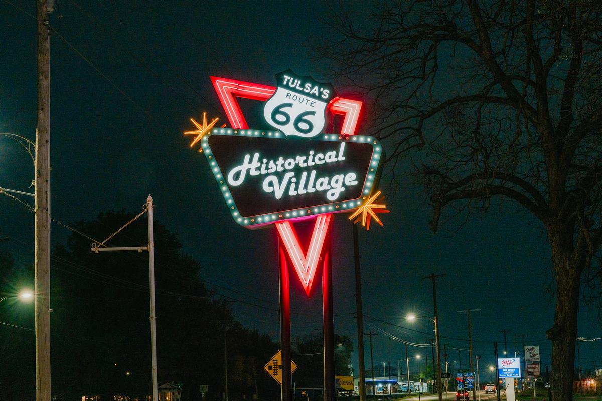 Roadside services became cultural landmarks during Route 66's golden age. (Henry Ninde)