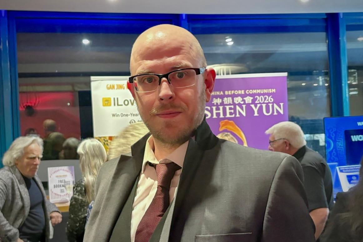 Reece Pearson attends Shen Yun at the High Wycombe Swan Theatre in High Wycombe, UK, on Feb. 27, 2026. (Ming Li/The Epoch Times)
