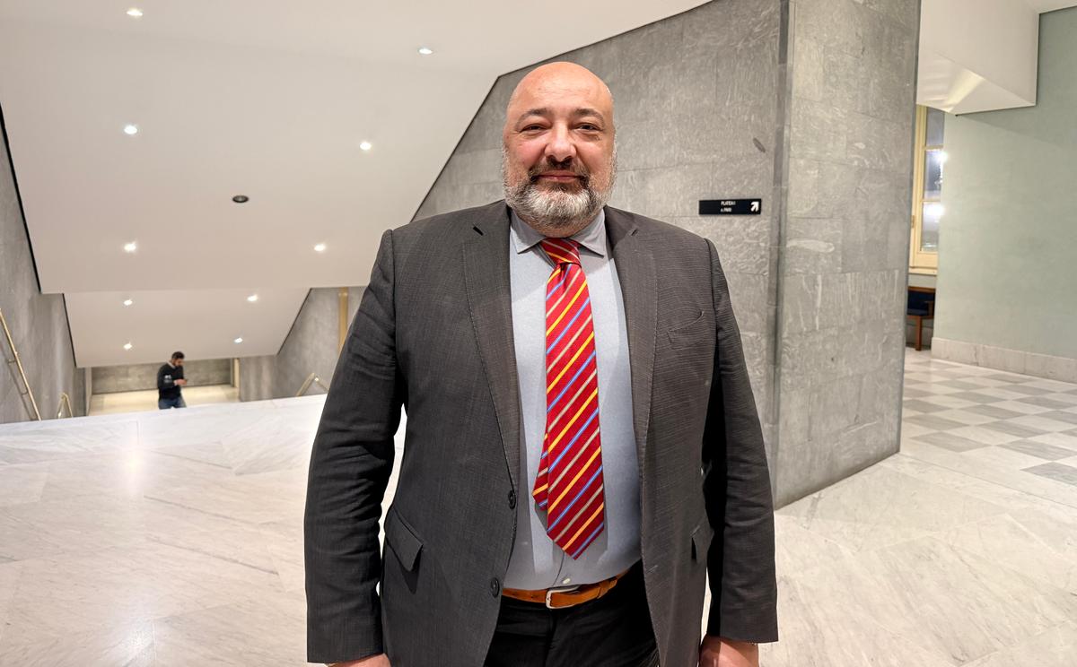 Lawyer Offers Shen Yun High Praise in Genova