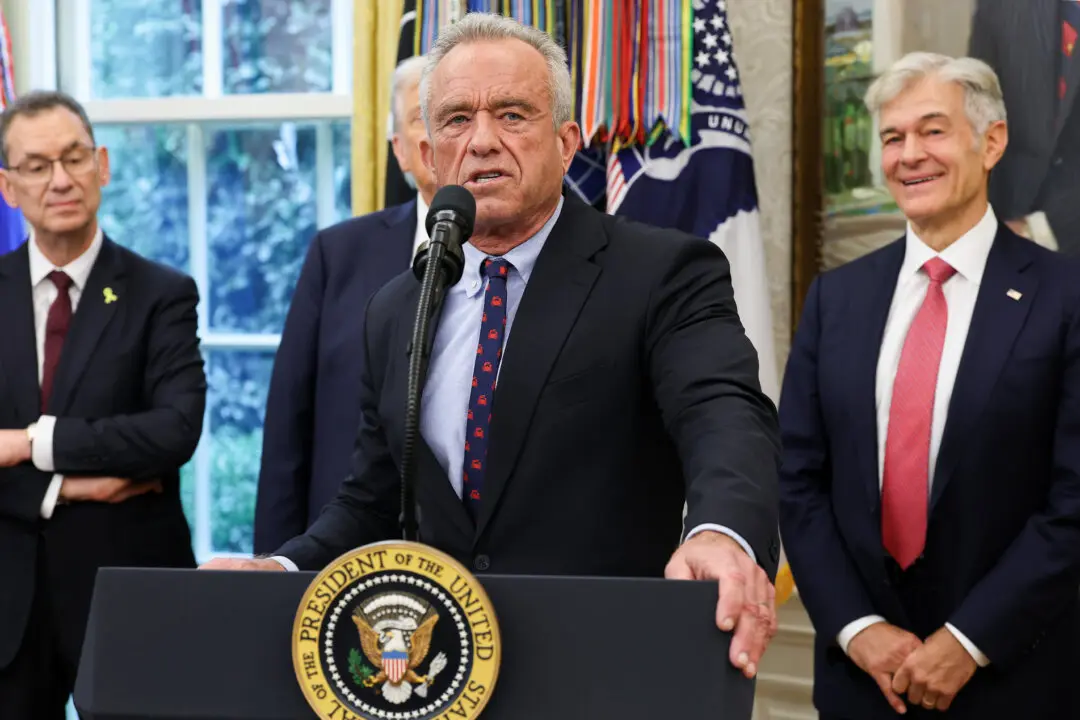 RFK Jr. Says New Color-Coded Labels Coming for All Packaged Food