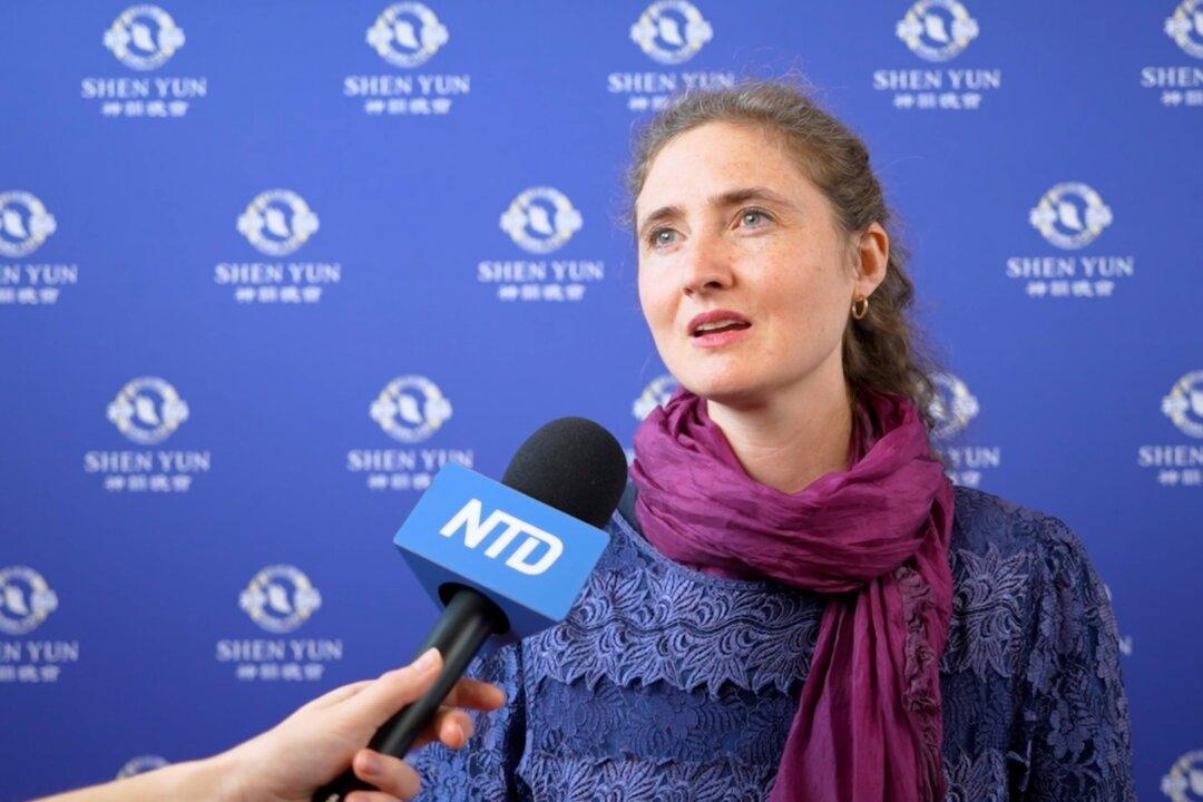 ‘Perfection, Heart, and Spirituality’: Singer Praises Shen Yun