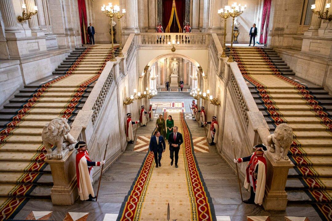 Luxembourg's Grand Duke Guillaume (L) walks with Spain's King Felipe VI as they enter the Royal Palace in Madrid, on March 5, 2026. (Photo by Daniel Gonzalez / POOL / AFP via Getty Images)