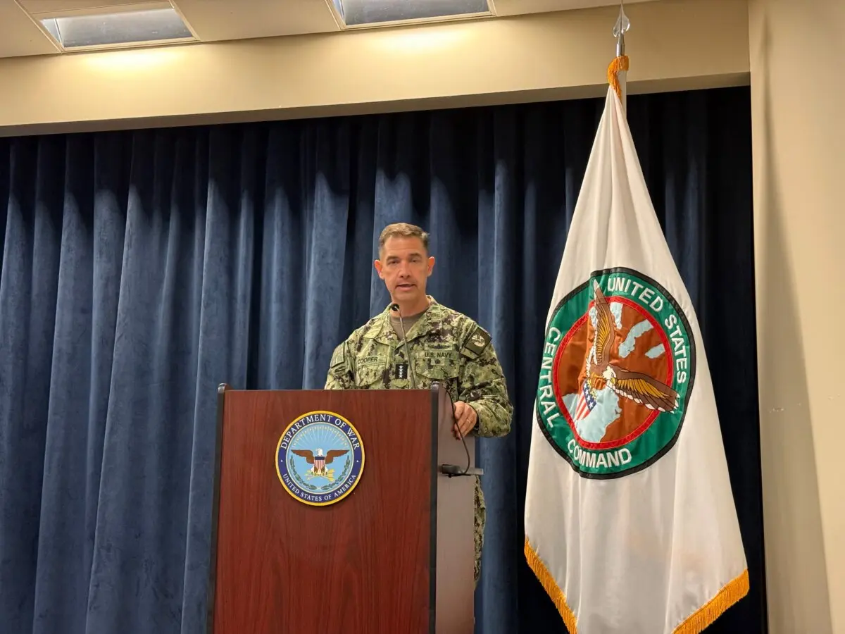 Middle East Commander Says Iran’s Drones Are Depleted, US Navy Could Open Strait of Hormuz | USNN World News CENTCOM Cmdr. Adm. Brad Cooper speaks at a press conference at MacDill Air Force Base in Tampa, Fla., on March 5, 2024. (TJ Muscaro/The Epoch Times)