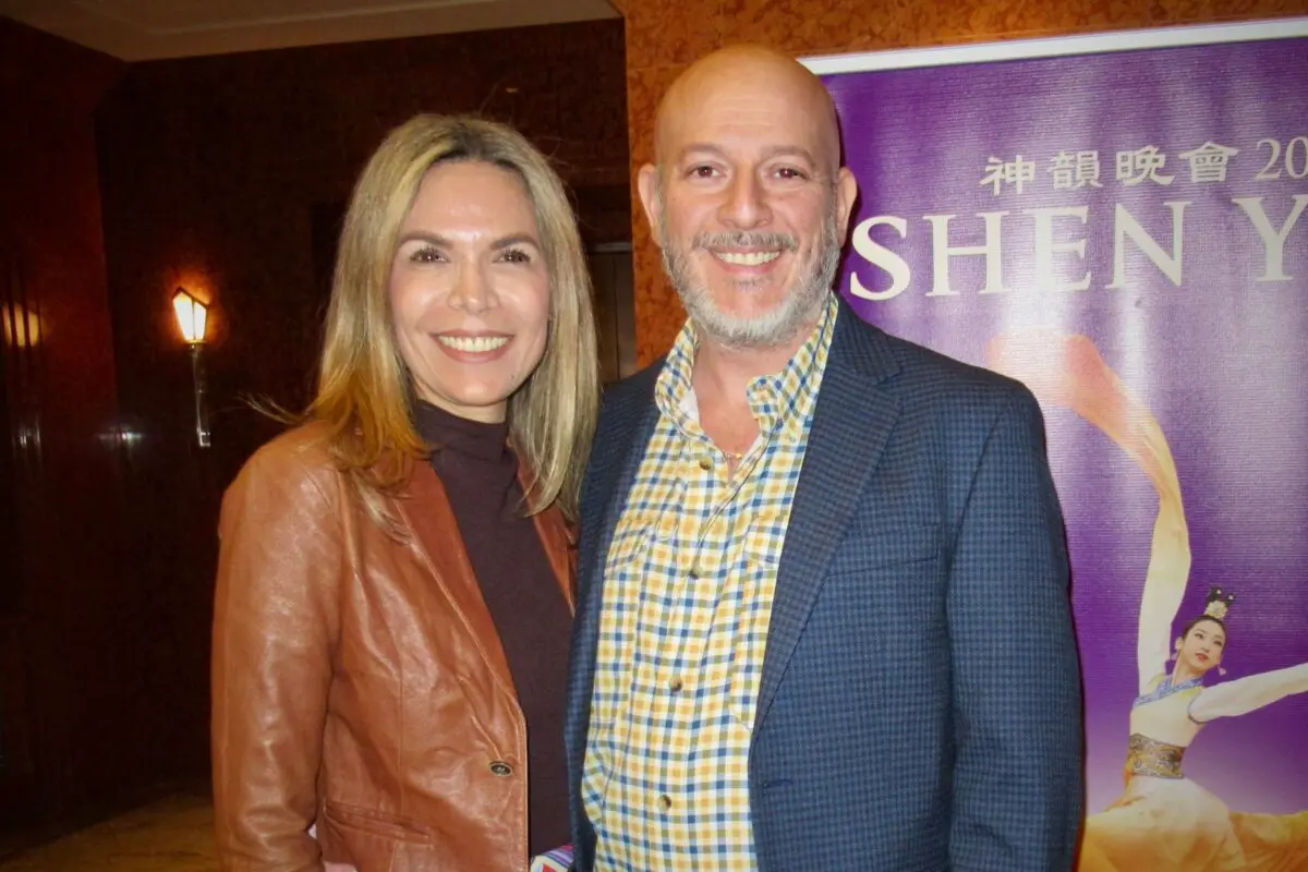 Eddie Ortega and Aida Ortega at the Shen Yun Performing Arts performance at The Smith Center for the Performing Arts on March 5, 2026. (Linda Jiang/The Epoch Times)