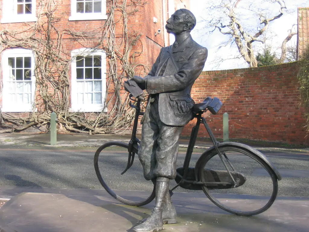 Tune in Today: Edward Elgar’s Unsolved ‘Enigma Variations’