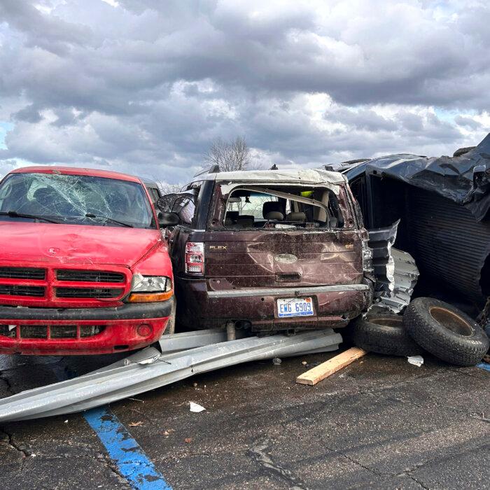 4 Dead in Michigan as Powerful Storms That Produced at Least 1 Tornado Rip Through the State