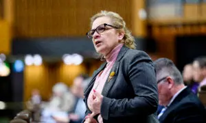 Canada to Grant 33,000 Foreign Workers Permanent Residence Under New Program