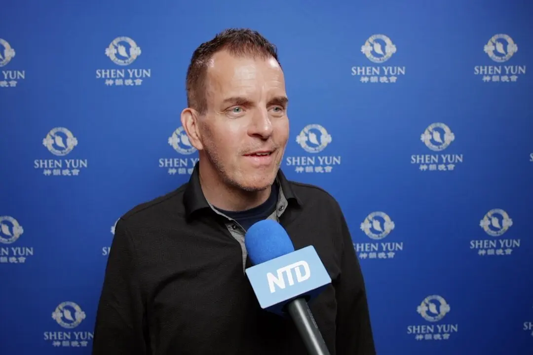 Financial Advisor Says Shen Yun Shows the ‘Heart of Chinese Culture’