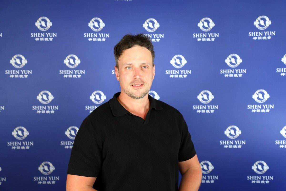 Morgan Jonas attends Shen Yun Performing Arts in Melbourne, Australia, on March 6, 2026. (NTD)