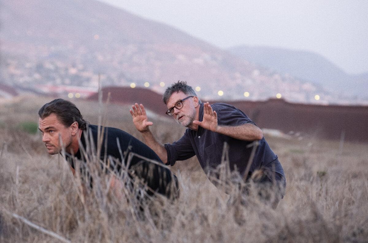 Thomas Paul Anderson (R) won Best Adapted Screenplay Oscar 98th Academy Awards ceremony on March 15. (Warner Bros.)
