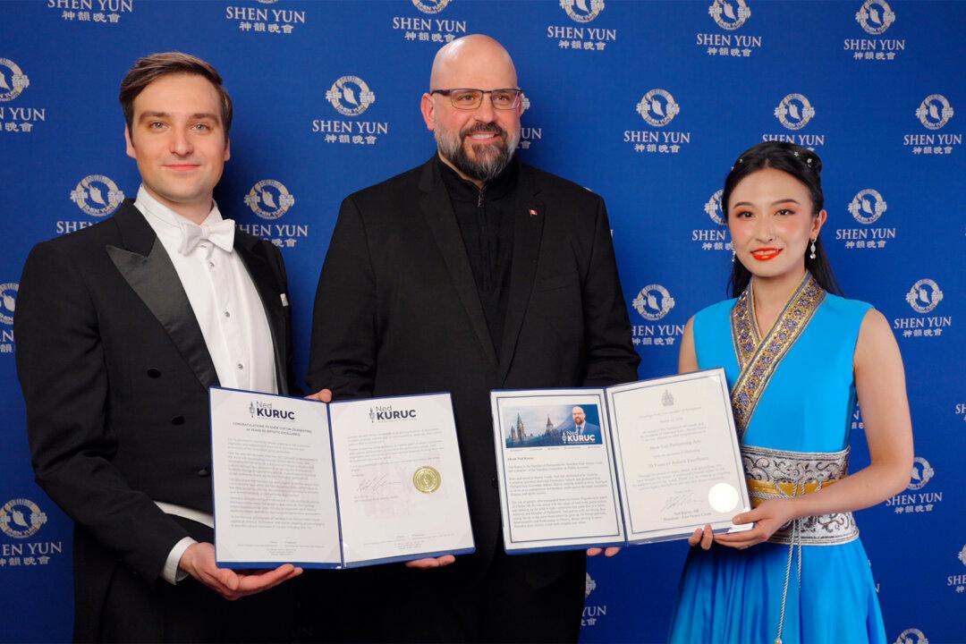 Cancellation of Shen Yun’s Toronto Shows Over Fake Bomb Threats ‘Very Concerning,’ Tory MP Says