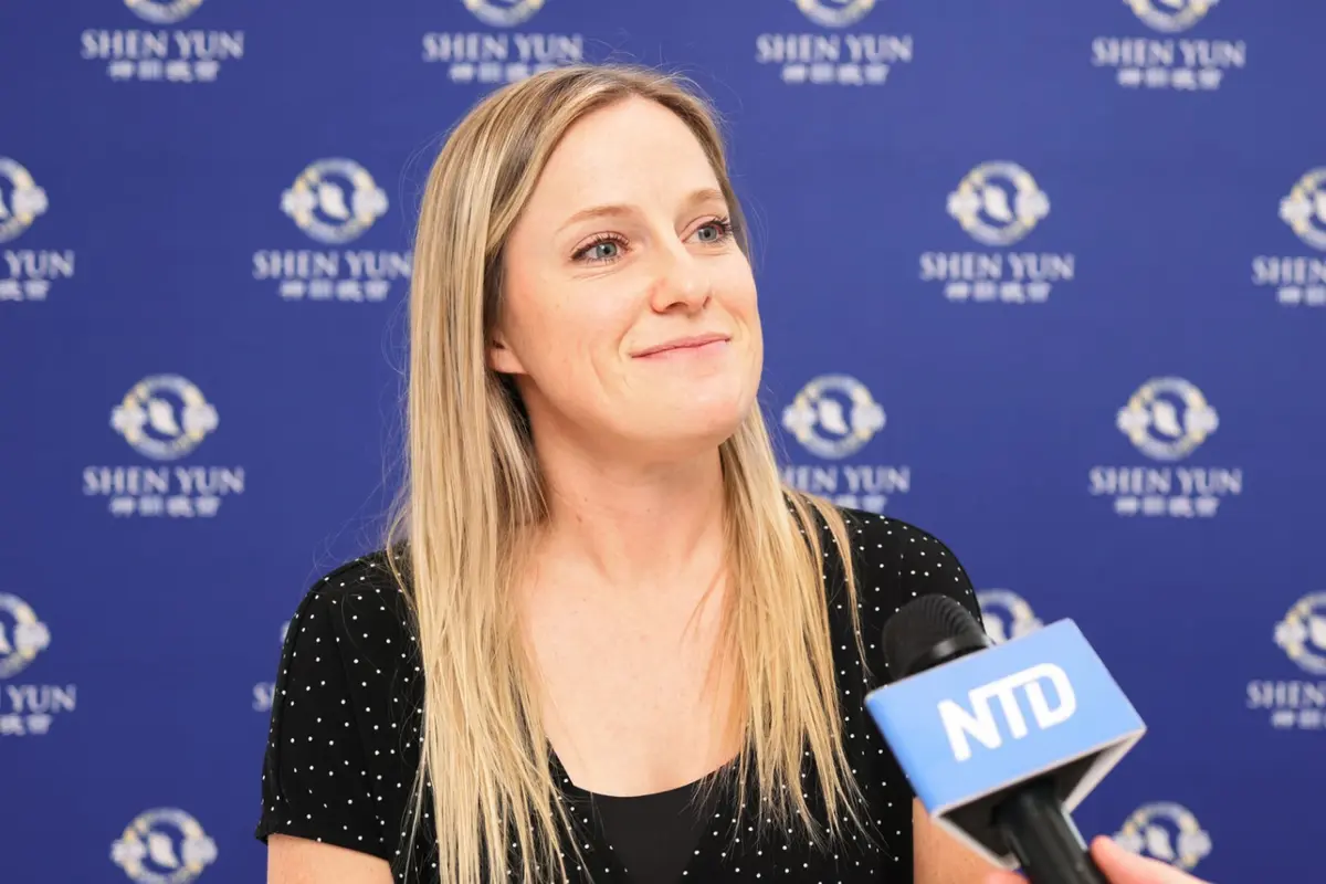 Utah Theatergoer Connected With Her Late Father Through Shen Yun