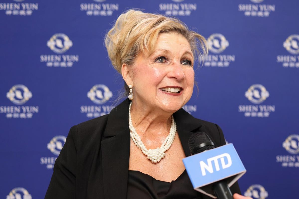 Ballet Teacher Says Shen Yun’s ‘Technique Is Outstanding’