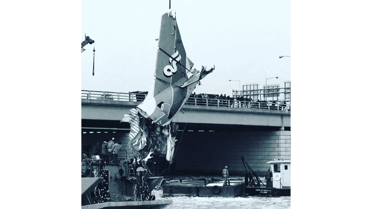 Arland Williams: The Man Who ‘Passed the Rope’ to Others