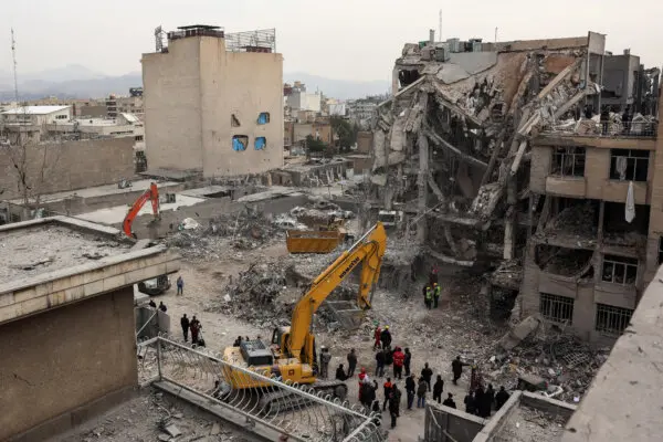 Israel Confirms It Killed IRGC Spokesman; Pentagon Deploying 2nd Marine Unit to the Middle East