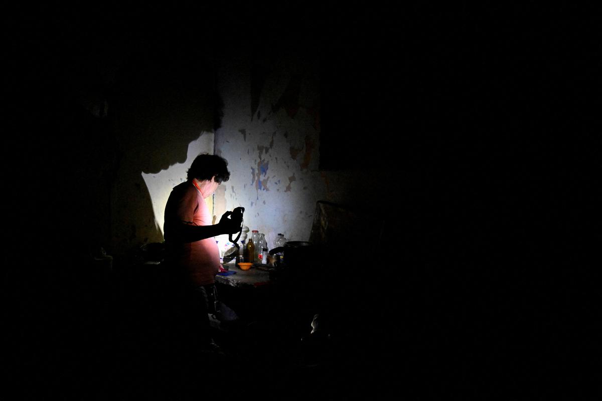 Cuba Restores Power After 29-Hour Blackout Amid US Oil Blockade