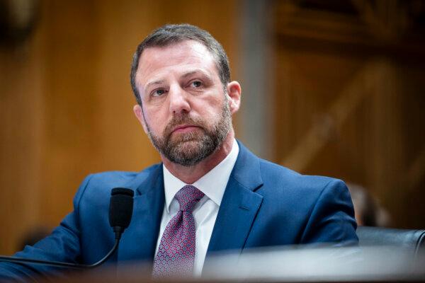 Trump Hosts Ceremony to Swear-In Markwayne Mullin as Secretary of Homeland Security