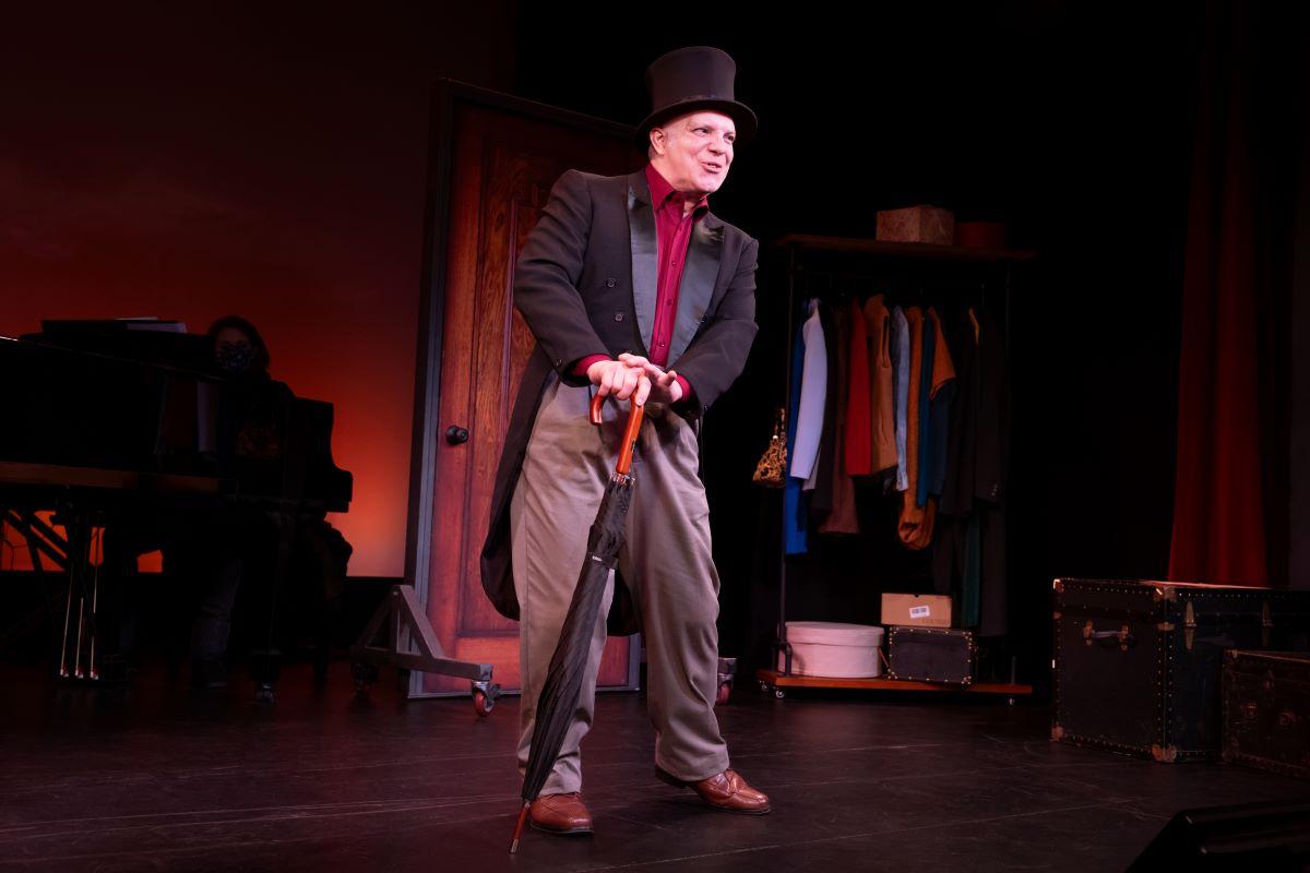 Eddie Korbich in "About Time." (Julieta Cervantes)