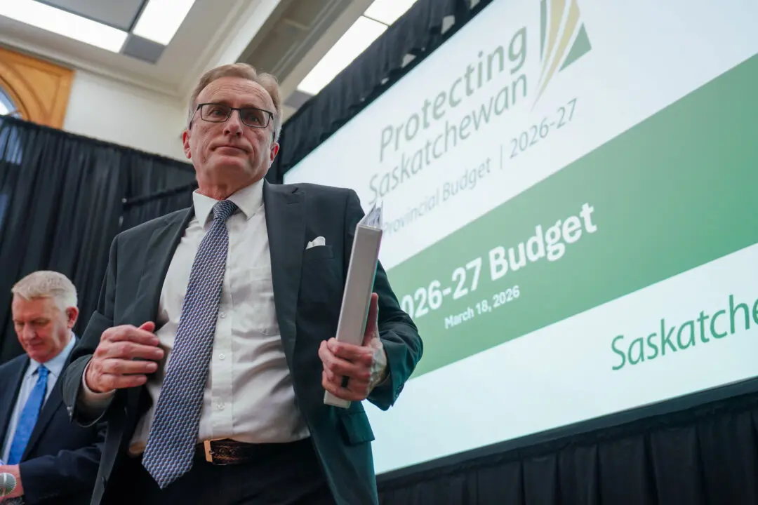 Saskatchewan Introduces Budget With Spending Hikes but Also $819-Million Deficit