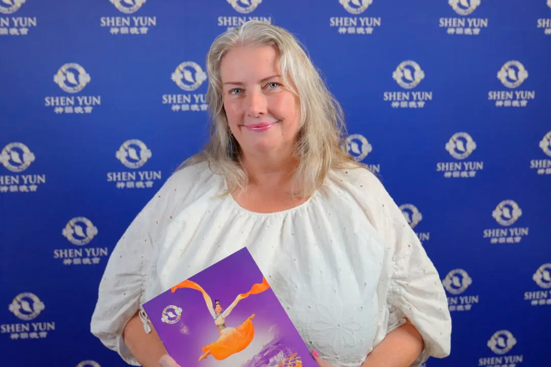 Shen Yun Is ‘A Beautiful, Peaceful, Artistic Event,’ Says Australian State Member