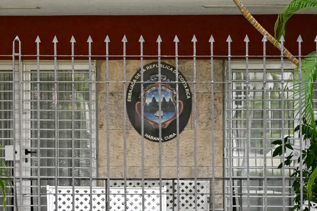 Costa Rica’s President Cuts Off Diplomatic Ties With Cuban Regime