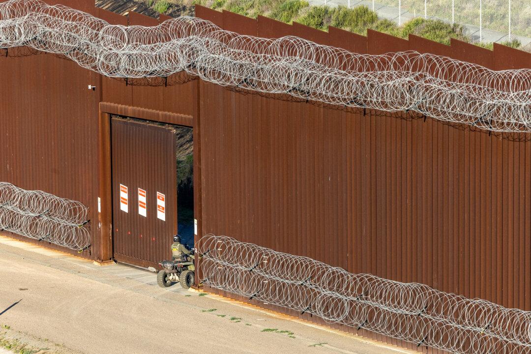 (Top) Illegal immigrants gather at a processing center run by nonprofit groups in the City Heights neighborhood of San Diego on Oct. 31, 2023. (Bottom Left) A U.S. Border Patrol agent enters through the U.S.–Mexico border wall outside of San Diego on Jan. 20, 2026. (Bottom Right) Border Patrol agents monitor the southern border using ATVs outside of Campo, Calif., on April 12, 2024. (John Fredricks/The Epoch Times)