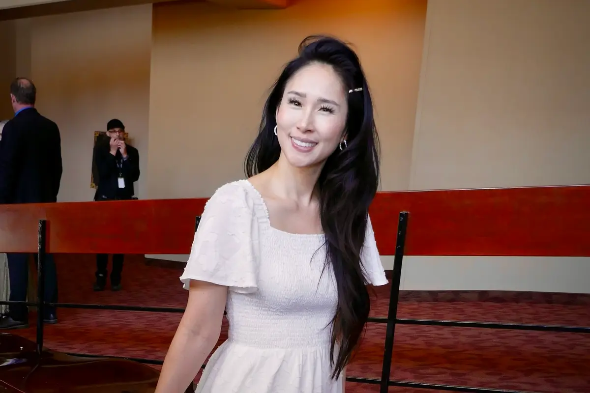 ‘Connecting to My Heritage’: Beauty Queen Miss Hong Kong on Shen Yun Performing Arts