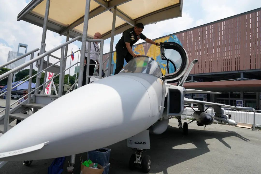 Unclear When Ottawa Will Complete Fighter Jet Review: Saab CEO