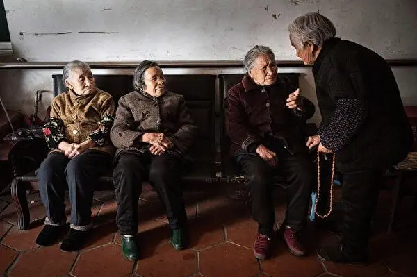 China to Require Retirees to Pay Into Long-Term Care Insurance