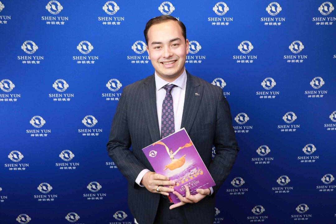 More Than Happy to Have Shen Yun in Sydney, Says Australian Businessman