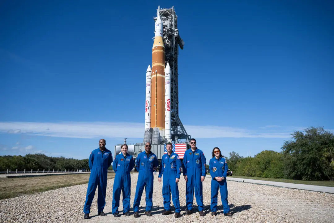 ‘The Crew Is Ready’: Canadian to Be Voice Link to Artemis II Moon Mission