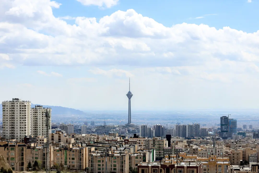 Trump Hails ‘Very Good’ Iran Talks, Threatens Major Escalation If Tehran Rejects Deal