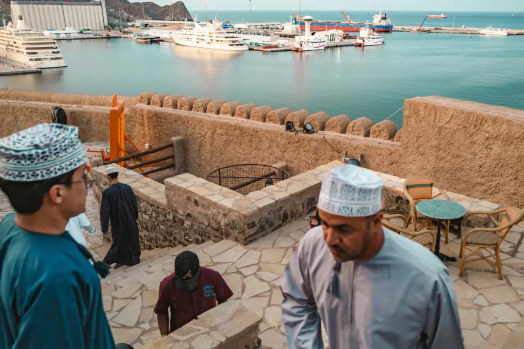 Trump Tells Allies to Secure Strait of Hormuz