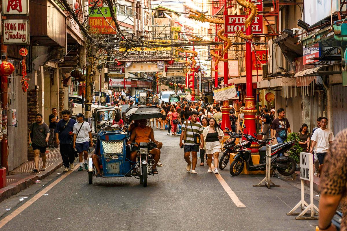 Travelers to Manila, the capital of the Philippines, are encouraged to use reputable transportation options and to keep valuables secure. (Elizabeth Celestino/Pexels)
