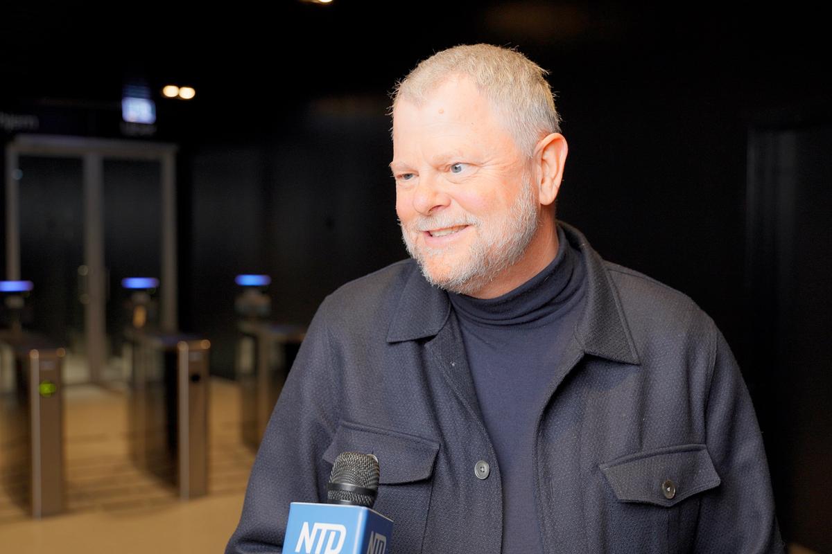 Tomas Breddam, Mayor of Roskilde, Denmark, attends the Shen Yun World Company's debut performance in Copenhagen, Denmark, at the Royal Arena on the evening of March 30, 2026. (NTD)