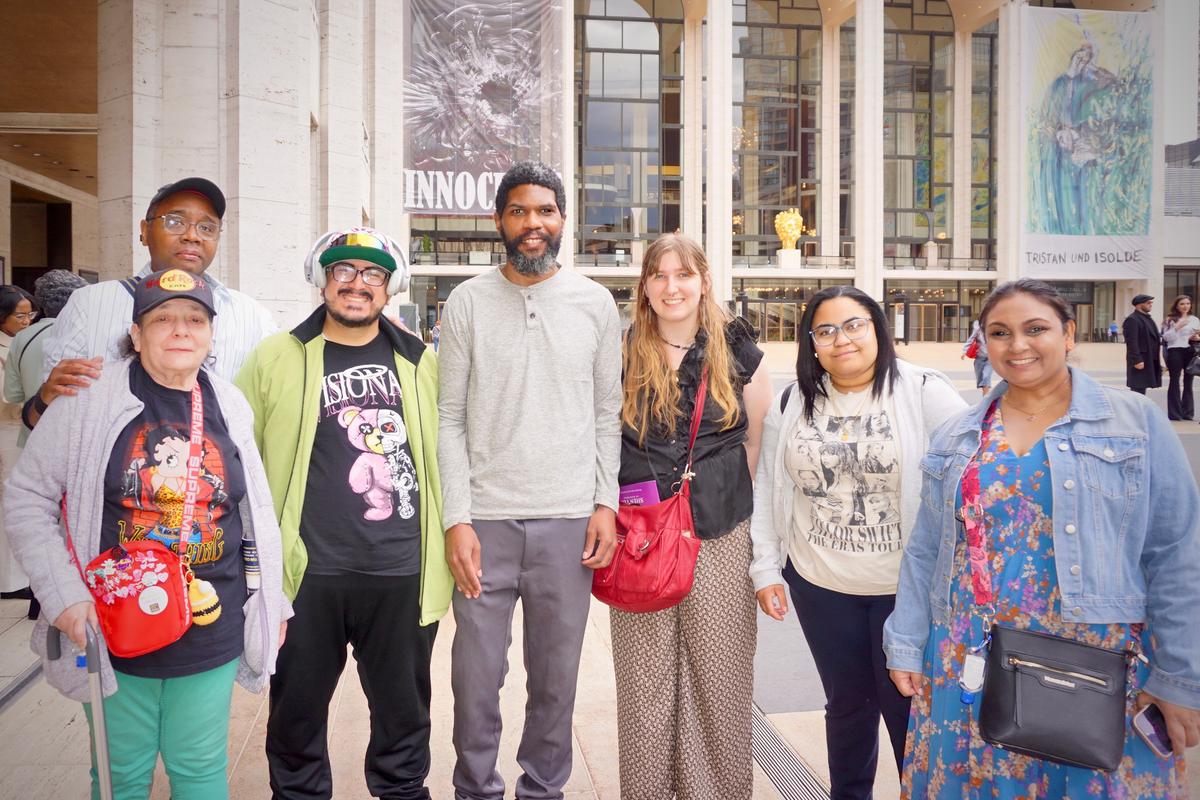 Mental Health Generalist Amazed by Shen Yun