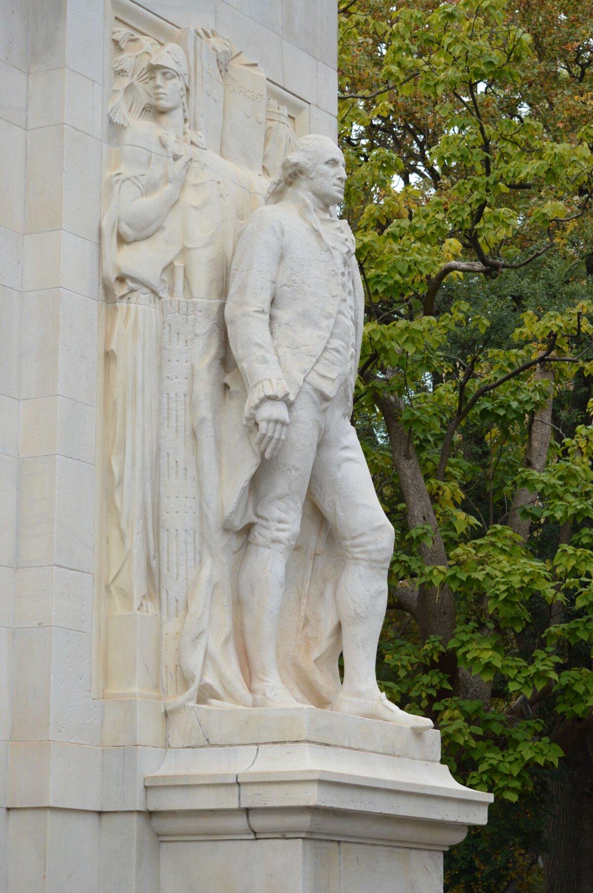 “Washington as President, Accompanied by Wisdom and Justice,” 1918, by Alexander Stirling Calder. Marble; 16 feet tall. (Juan Ignacio Kinder/Shutterstock)