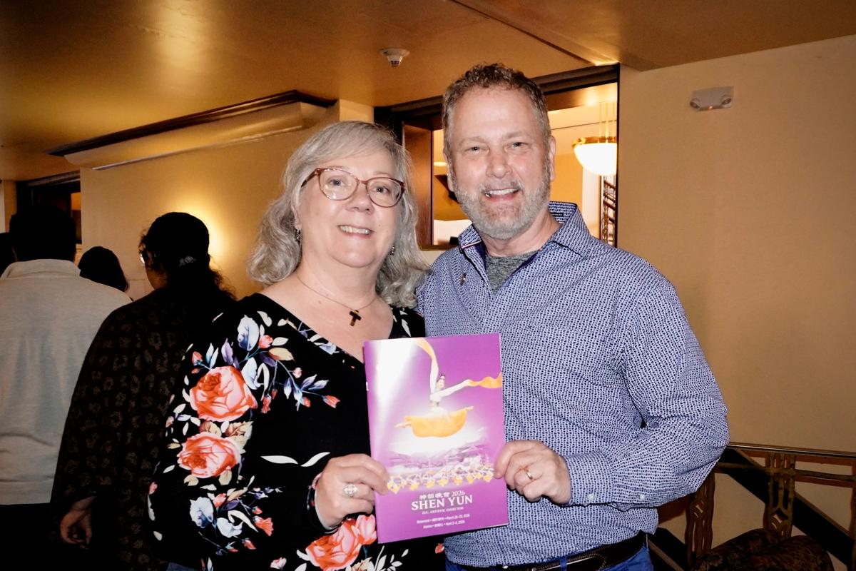 ‘A Grace During Easter’: Business Owner Moved by Shen Yun’s Message of Compassion and Faith