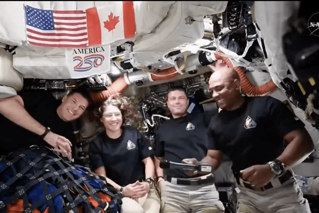 Trump Calls Artemis II Astronauts After Record-Breaking Flight Around the Moon