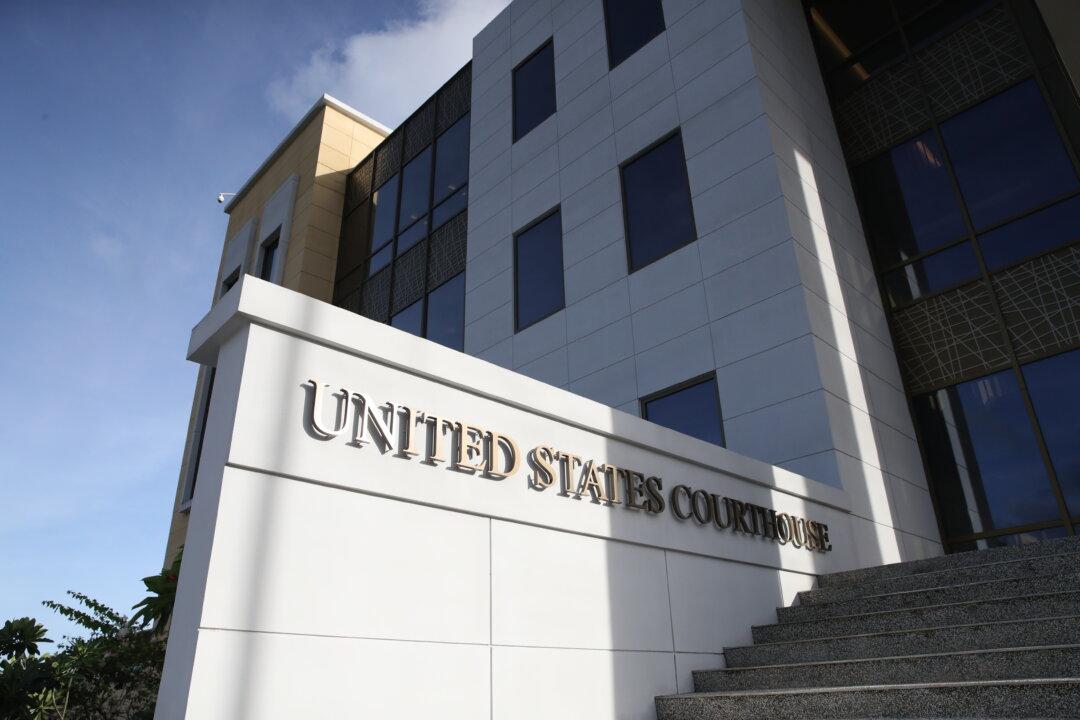 Chinese Nationals Get 3 Years in US Prison for Drug Sales Near School