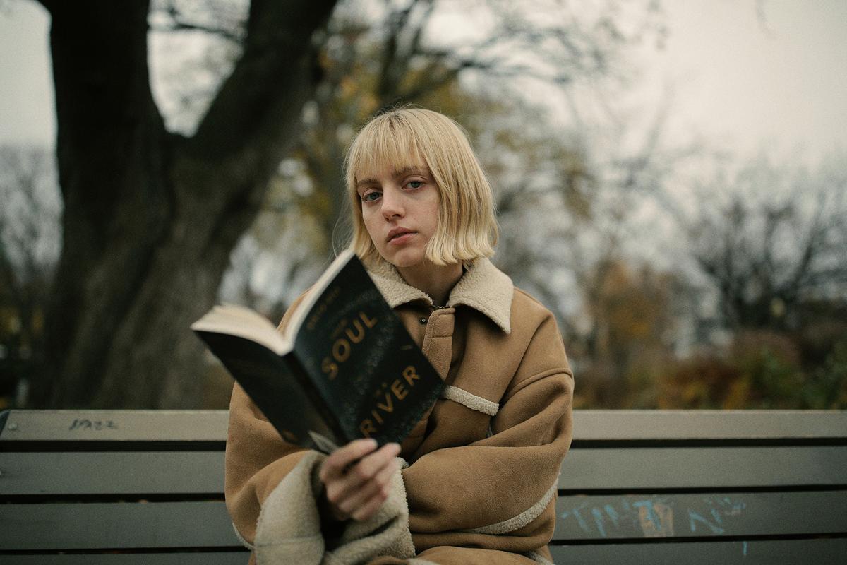 While humans and AI may share some similarities in processing information, AI can't match the human capacity for consciousness, emotion, and experience. (Thought Catalog/Unsplash)