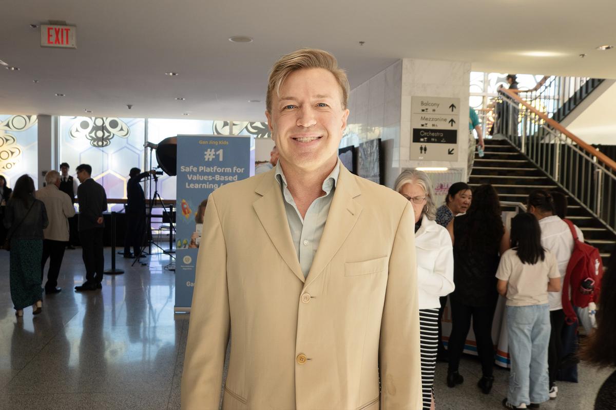 ‘I’m Glad I’m Here’: Shen Yun Performing Arts Delights in Vancouver After Shows Shuttered in Toronto